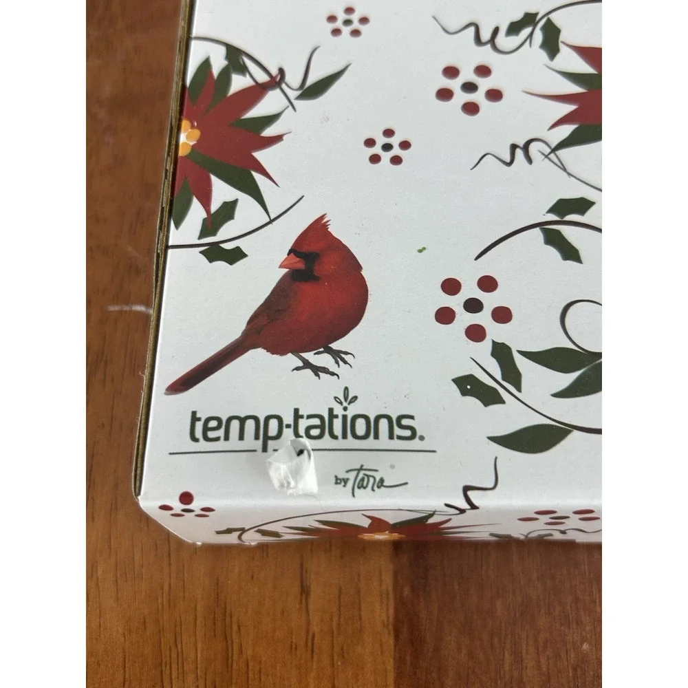 Temptations by Tara Cardinal Cheese Plate & Knife Christmas Themed NIB